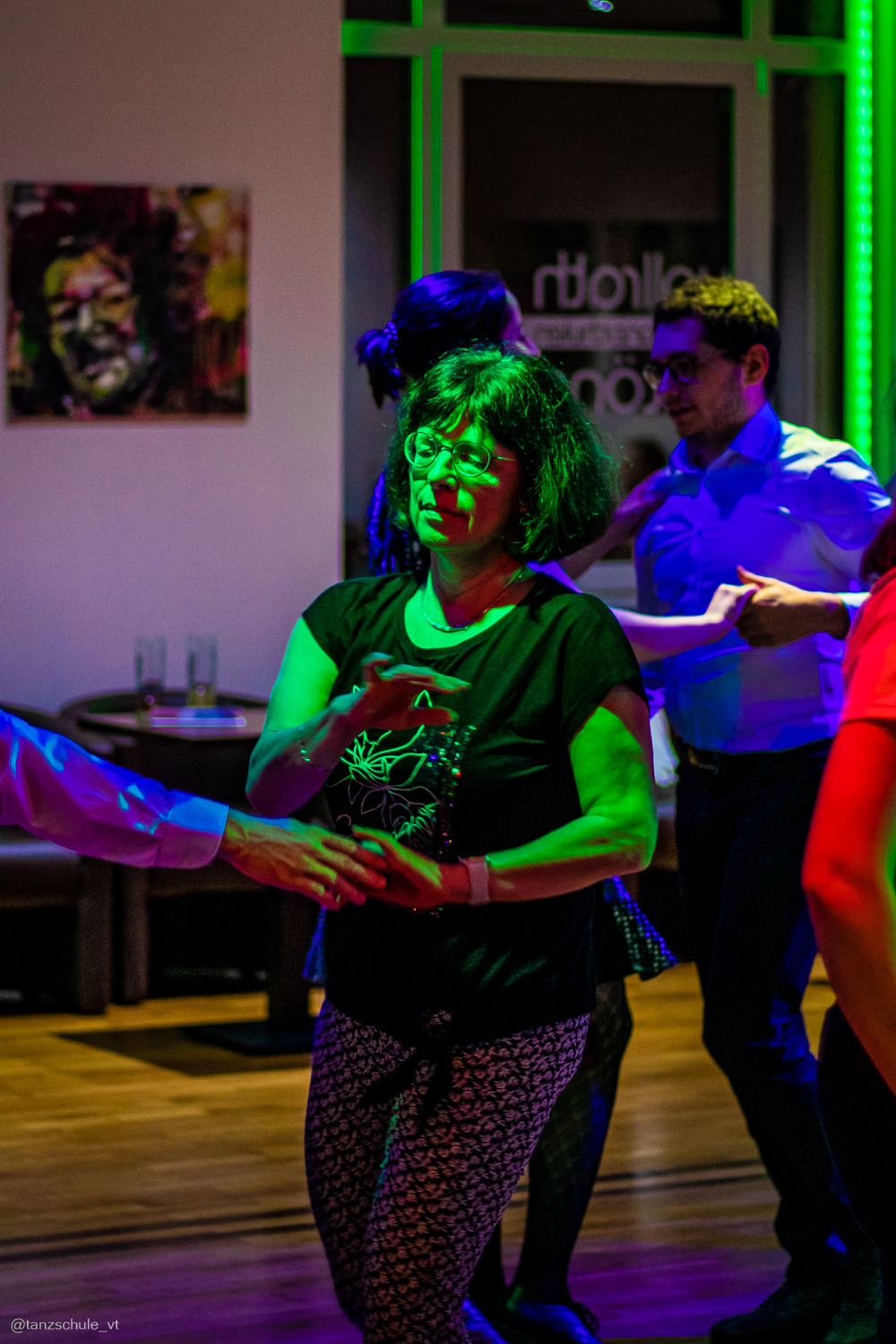 20230318 Black and White Tanzparty 3110